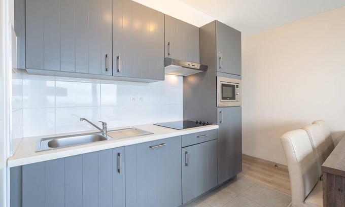 Bray-Dunes House | Apartment for 6 people with balcony and sea view