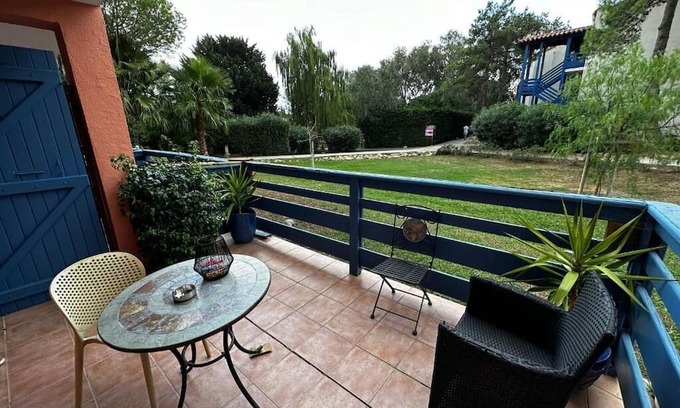 Les Hauts de Canet Apartment | Apartment-Garden view-Private Bathroom
