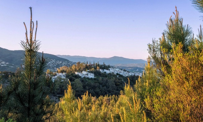Mandelieu-La-Napoule Apartment | Apartment with terrace in quiet Estérel area, swimming pool, tennis court and pétanque area