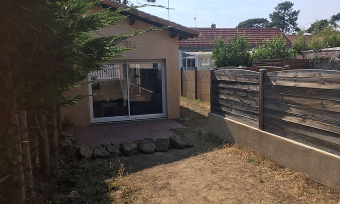 Saint-Brevin-les-Pins Apartment | Apartment for 2 to 4 people near the sea and shops