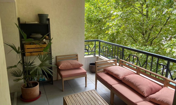 Saint-Ouen Apartment | Apartment with terrace near Montmartre