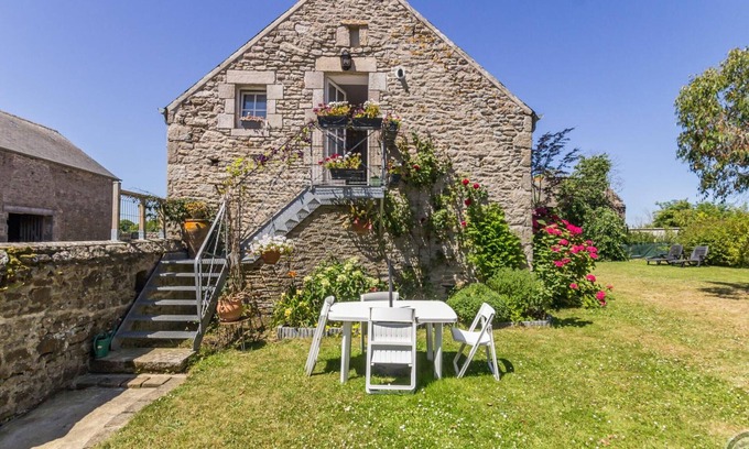 Gatteville-le-Phare Apartment | Apartment Gatteville-le-Phare, 1 bedroom, 3 persons