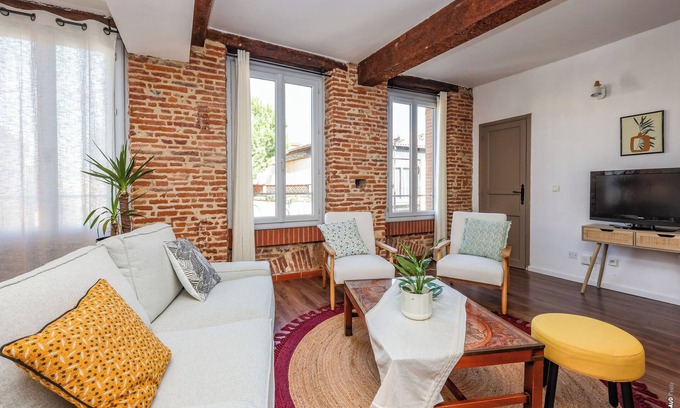Gaillac Apartment | Apartment Gambetta - Hypercentre - Gaillac
