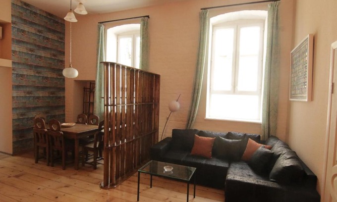 Sololaki Apartment | Apartment Gergeti