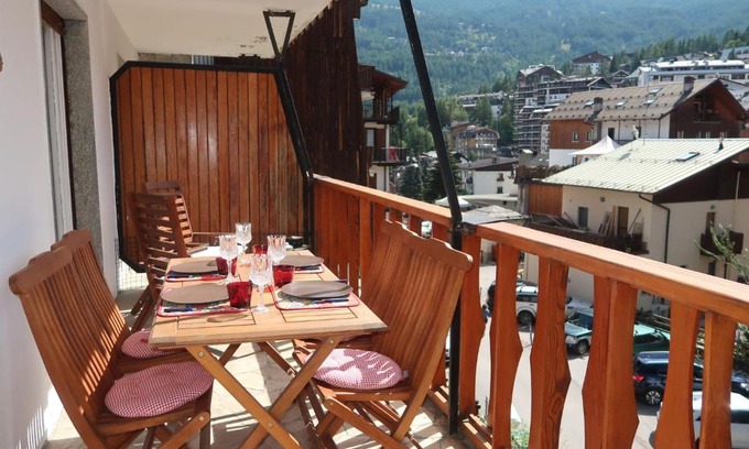 Sauze d'Oulx Apartment | Apartment Ginevra by Interhome