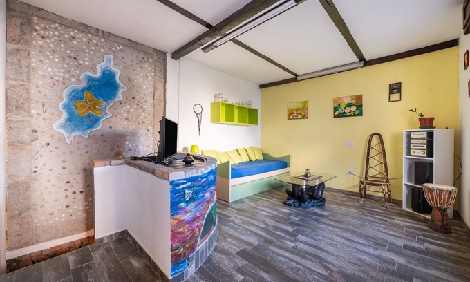 Monserrato Apartment | Apartment 'Gio's Gio's House' with Air Conditioning