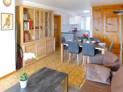 Randogne Apartment | Apartment Grand-Large A 22 by Interhome