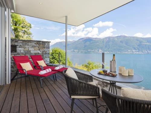 Ronco sopra Ascona Apartment | Apartment Grand Suite by Interhome