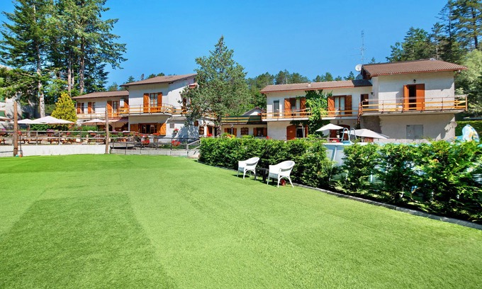 Borzonasca Apartment | Apartment 'Green Riviera - Angolino dei Pini' with Mountain View