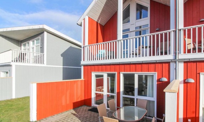 Lokken Apartment | Apartment Hariett - 900m from the sea by Interhome