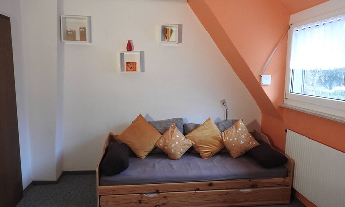 Reutin Apartment | Apartment “Haus Bea” Directly at the Lake, with Mountain View