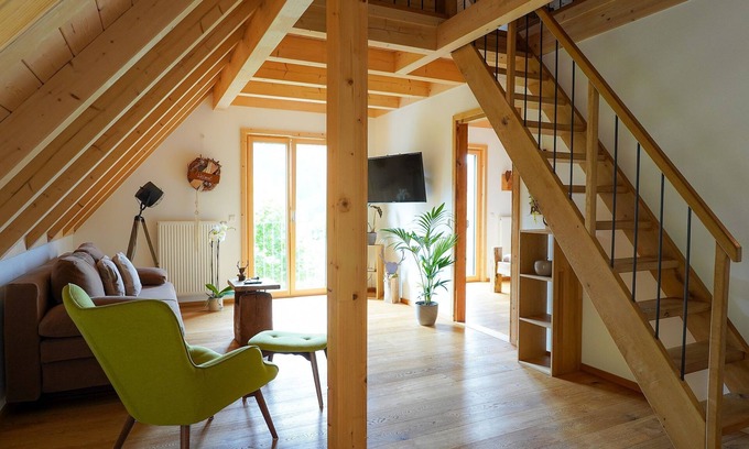 Lautenbach Apartment | Apartment 'Heimatglück 2, Maisonette, 76qm' with Shared Terrace, Balcony and Wi-Fi