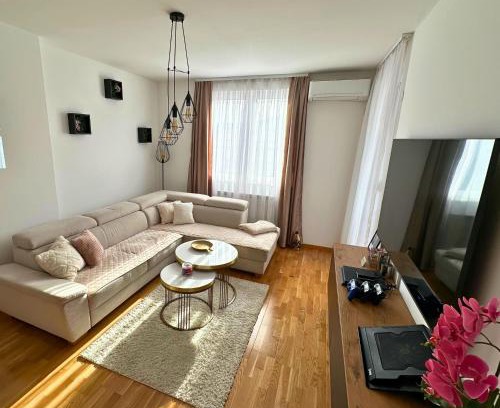 East Sarajevo Apartment | Apartment Hera with private garage