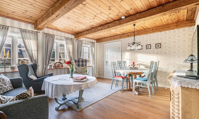Bohmstedt Apartment | Apartment 'Hof Diederichs' with Private Terrace, Private Garden and Wi-Fi
