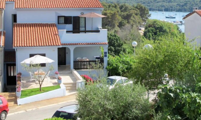 Vinkuran Apartment | Apartment Hula (PUL250) in Pula - 2 persons, 1 bedrooms