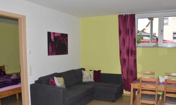Rheinhausen Apartment | Apartment I, 55 sqm for max. 8. Persons - Apartments Am Brunnen