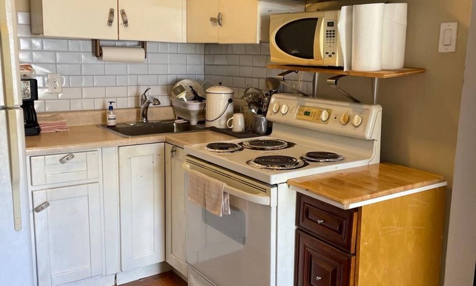 South Mountain Apartment | Apartment in a Ranch