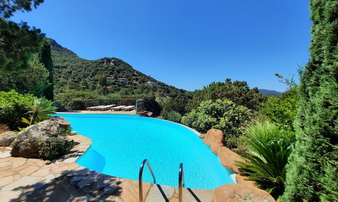 Porto-Vecchio Condo | Apartment in an exclusive residential area, 200 m from the waterfront