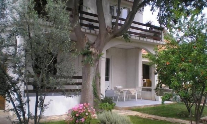 Biograd na Moru Apartment | Apartment in Biograd na Moru with Terrace, Air condition, WIFI (4801-1)