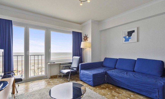 Blankenberge Apartment | Apartment in Blankenberge with Sea Views