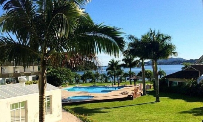 Lagoa da Conceicao Apartment | Apartment in condominium resort on the edge of Lagoa da Conceição