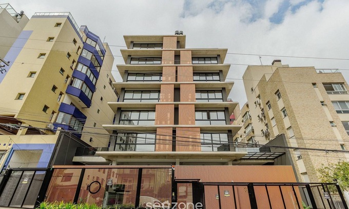 Petropolis Apartment | Apartment in Condominium With Gym in PoA - Ips0701