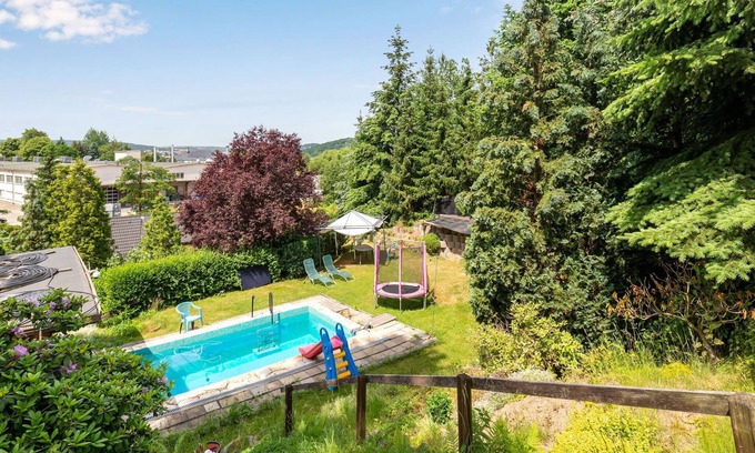 Gittersee Apartment | Apartment in Dresden with pool in the garden