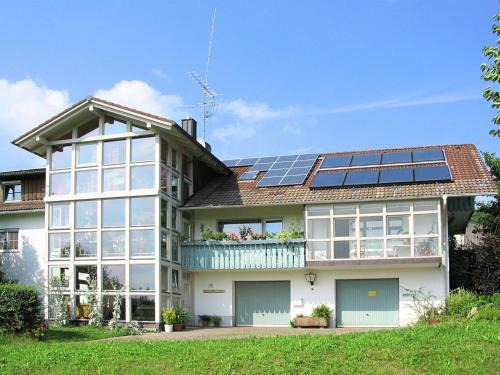 Roehrnbach Apartment | Apartment in Goggersreut mit Terrasse