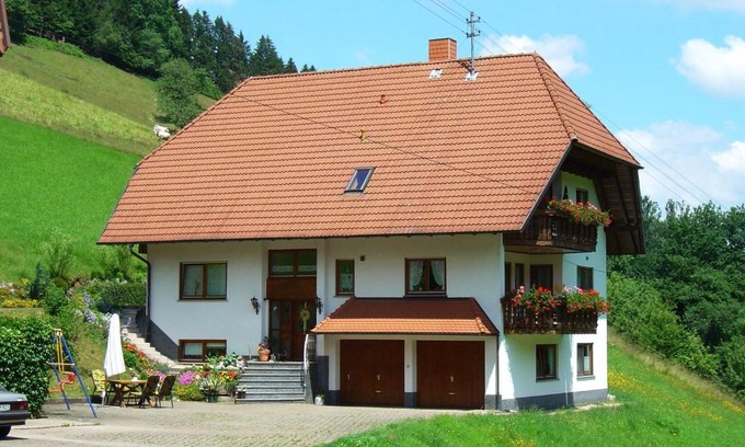 Hofstetten Apartment | Apartment in Hofstetten surrounded by nature