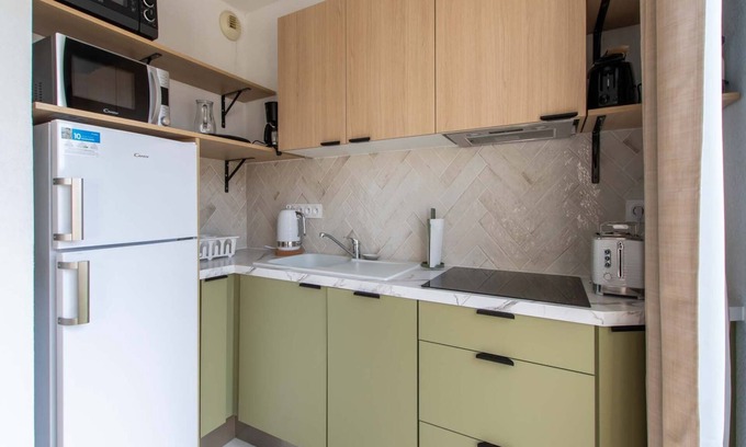 Le Grau-Du-Roi Apartment | Apartment in Le Grau-du-Roi near Sandy Beach