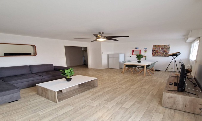 Jean Jaures Apartment | Apartment in Le Mans near 24 Hours Circuit