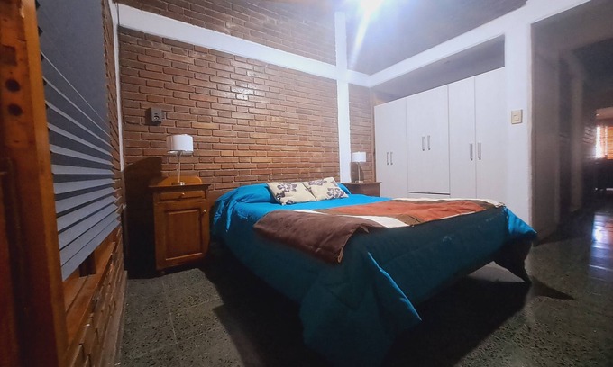 Godoy Cruz Apartment | Apartment in Mendoza with PARKING, Wi-Fi and Outstanding Service