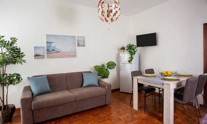 Miramare Apartment | Apartment in Miramare di Rimini near the Sea - Celebes 3/B