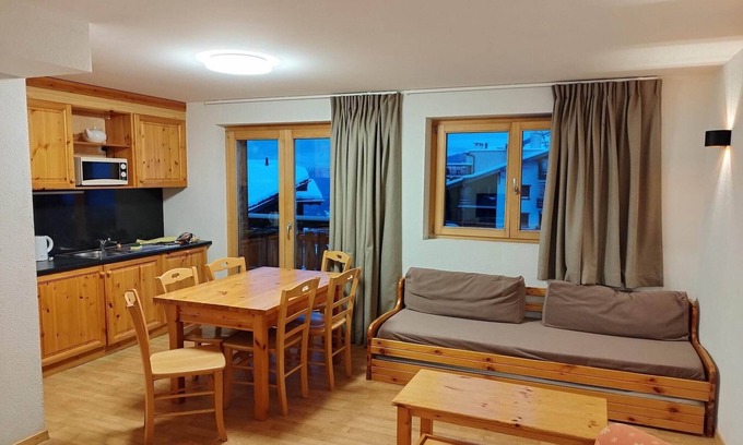 Saint-Pierre-de-Clages Apartment | Apartment in Nendaz near Ski Lift