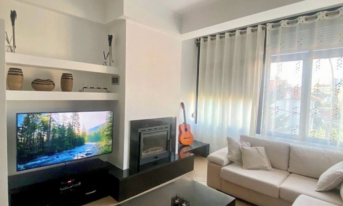 Tirana Apartment | Apartment in private house