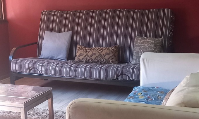 Ethekwini Apartment | Apartment in quiet, leafy suburb-safe parking, own entrance-keys and gate remote