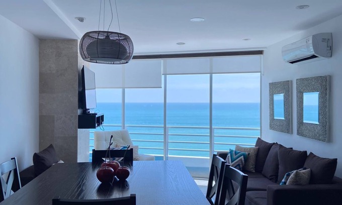 Salinas Apartment | Apartment in Salinas Facing the sea