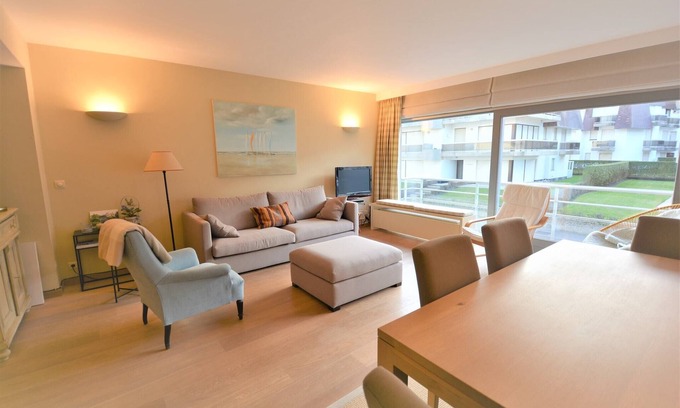 Albertstrand Apartment | Apartment in Seaside Bruges with Balcony