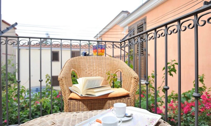 Girasole Apartment | Apartment in Sunflower in Ogliastra