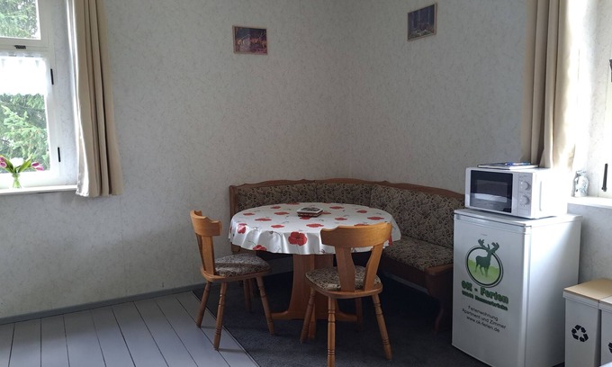 Hammerbrucke Apartment | Apartment in the Erzgebirge Vogtland nature reserve