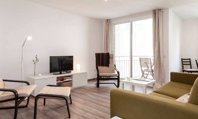 La Ribera Condo | Apartment in the heart of Barcelona, Trafalgar-Urquinaona square