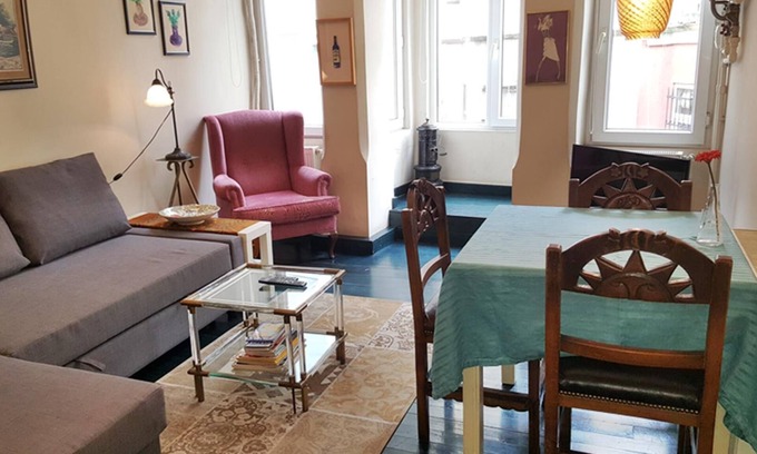Taksim Apartment | Apartment in the Heart of the City 4