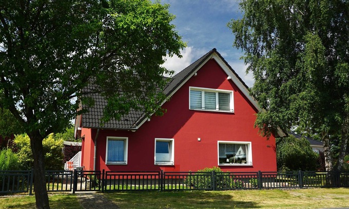Kroeslin Apartment | Apartment in the red house - apartment