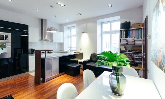 Srodmiescie Apartment | Apartment In The Strict City Centre