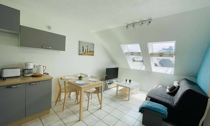 Perros-Guirec Apartment | Apartment in Trestraou plage de Perros Guirec