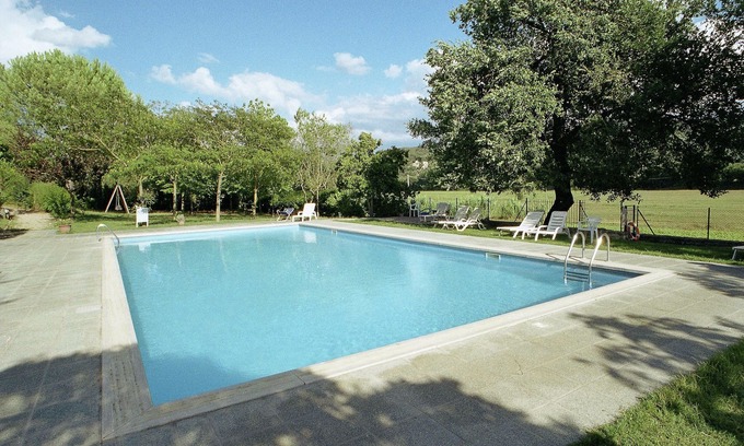 Collesanto House | Apartment in Umbria near Lake Trasimeno