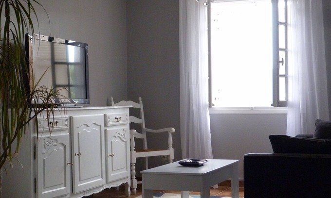 Carros Apartment | APARTMENT IN VILLA