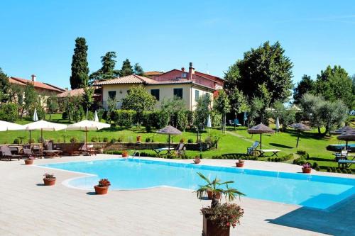 Fucecchio Apartment | Apartment in Vinci with Pool & Wellness