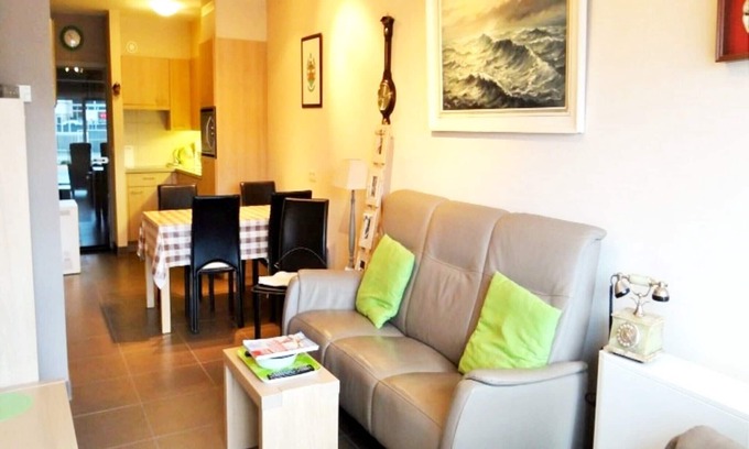 Wenduine Apartment | Apartment in Wenduine near the Beach