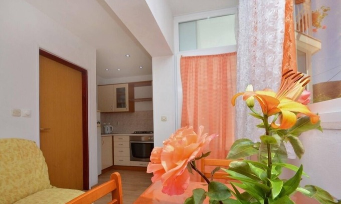 Zuljana Apartment | Apartment in Žuljana with Terrace, Air condition, WIFI (3558-4)